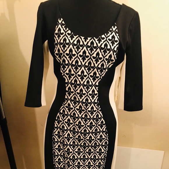 Signature by Sangria Dresses & Skirts - Black and white 3/4 sleeve dress